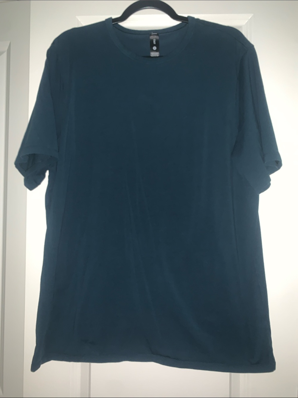 lululemon athletica Men's Short-Sleeve Crew Tee in Indochine Blue, Sz XL, EUC